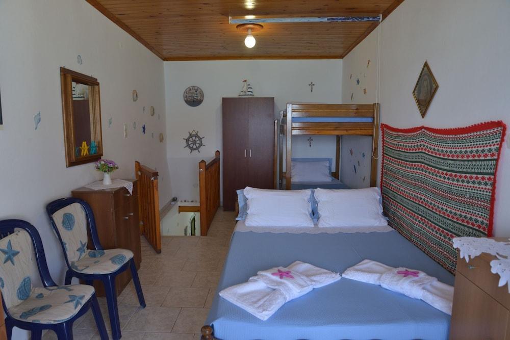 Plaka Erginas Boat Houseアパートメント エクステリア 写真