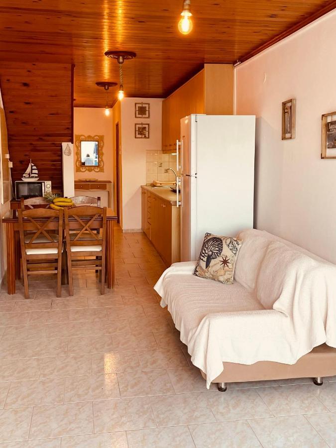 Plaka Erginas Boat Houseアパートメント エクステリア 写真
